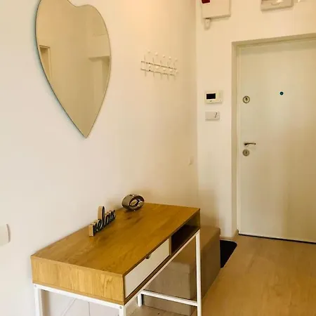 Modern And New Flat In A New Building Vivalia V4-5 Apartment